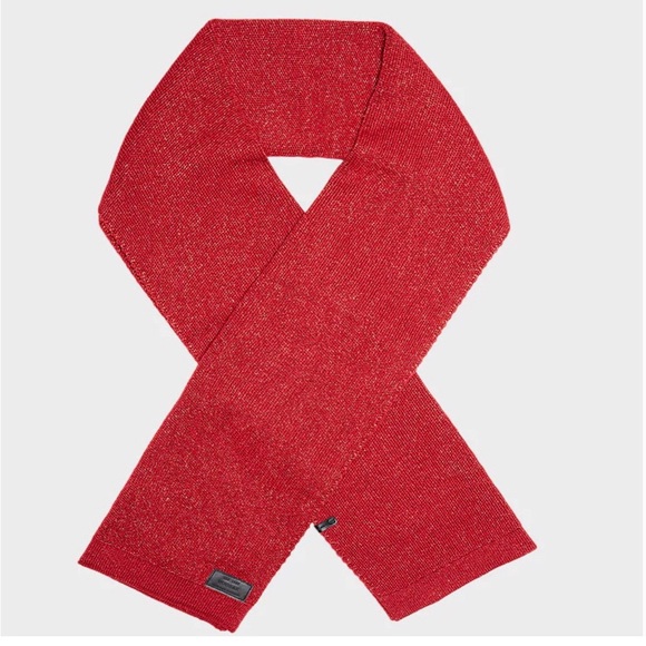 BNWT RUDSAK SCARF 🧣 - Picture 1 of 3